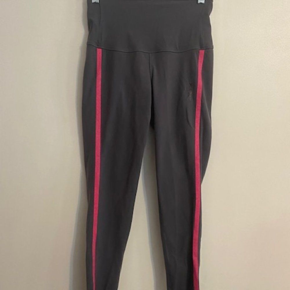 Reebok gray jogging pants, size Small